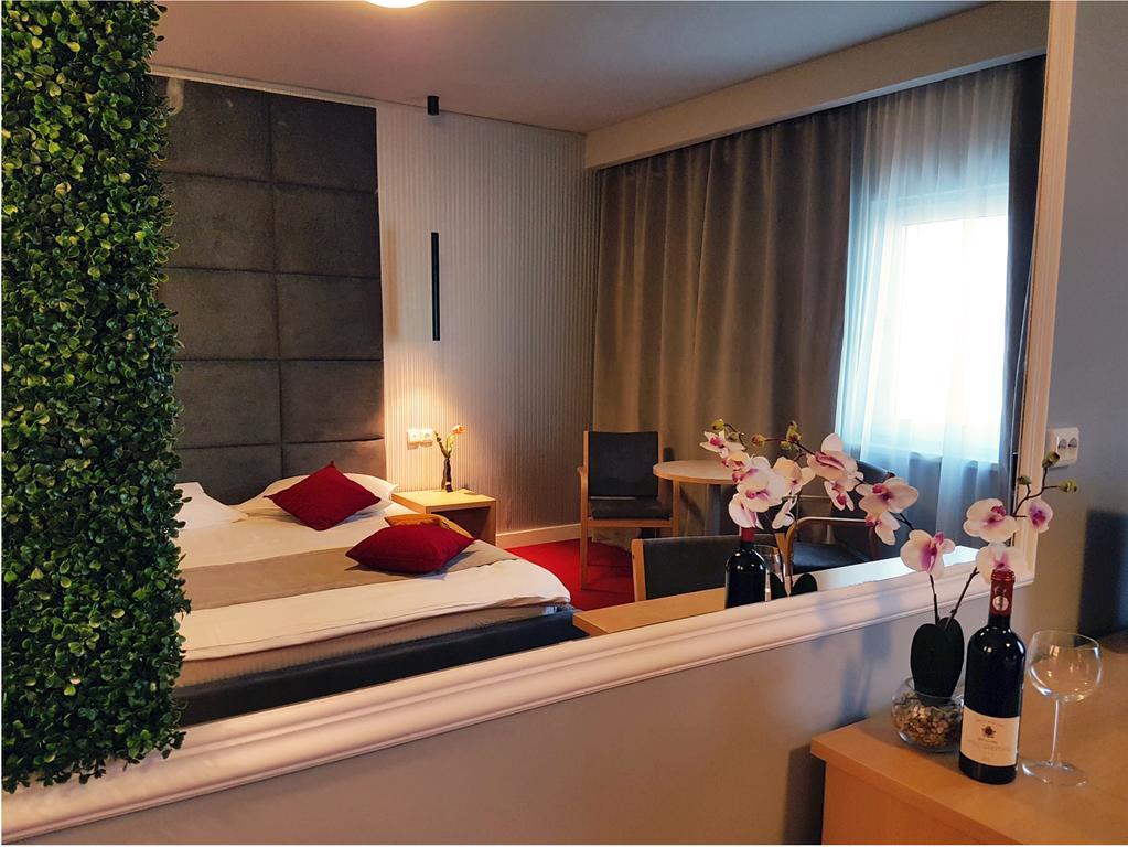Hotel Boavista ティミショアラ エクステリア 写真