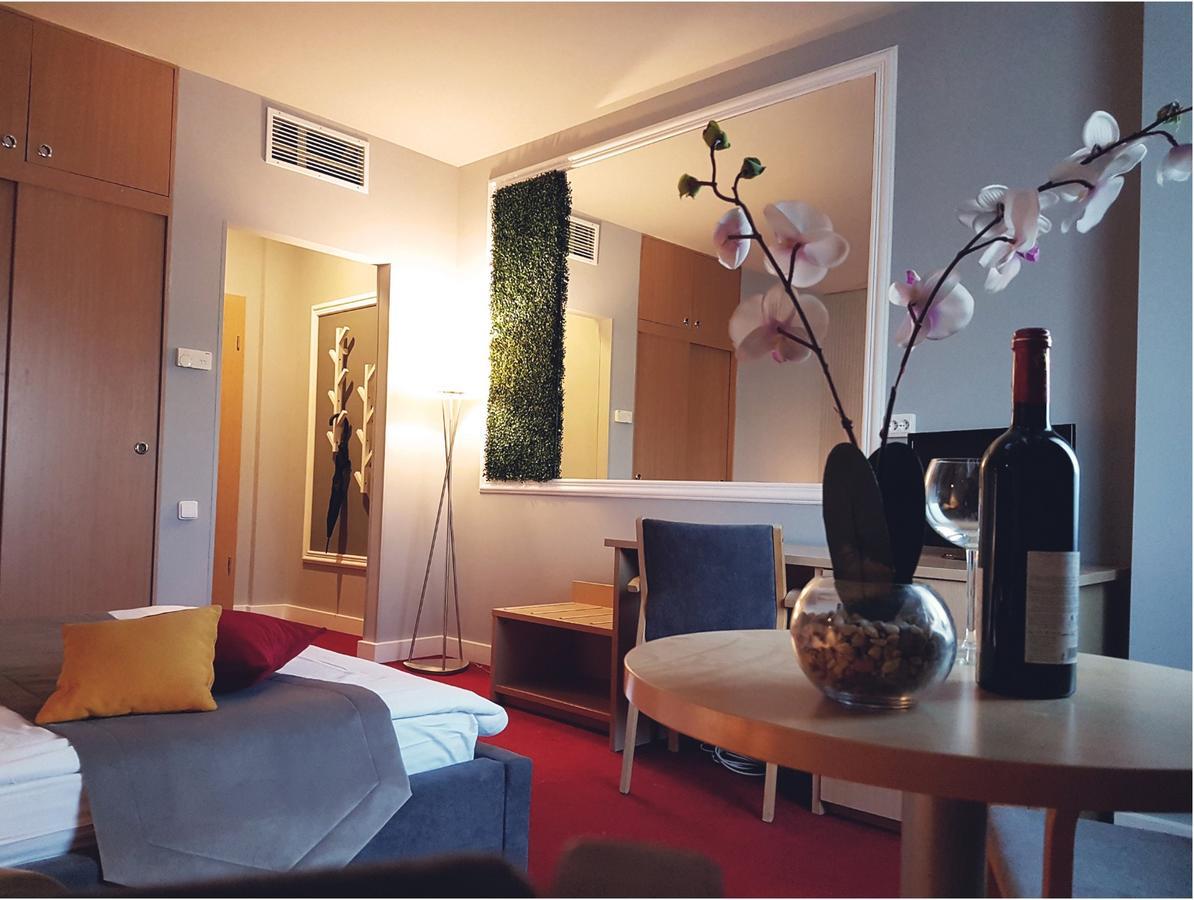 Hotel Boavista ティミショアラ エクステリア 写真